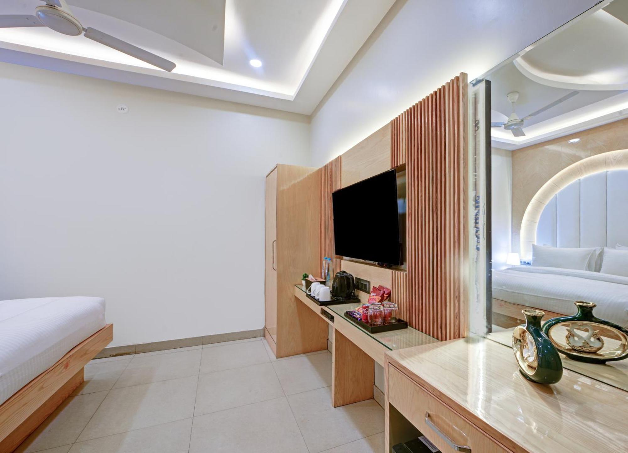 New Frontier - 2 Mins From Old Delhi Railway Station & Chandni Chowk Exteriör bild