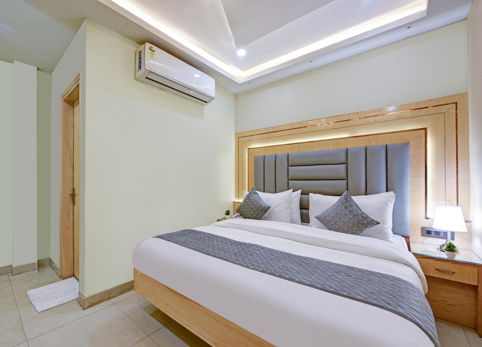 New Frontier - 2 Mins From Old Delhi Railway Station & Chandni Chowk Exteriör bild