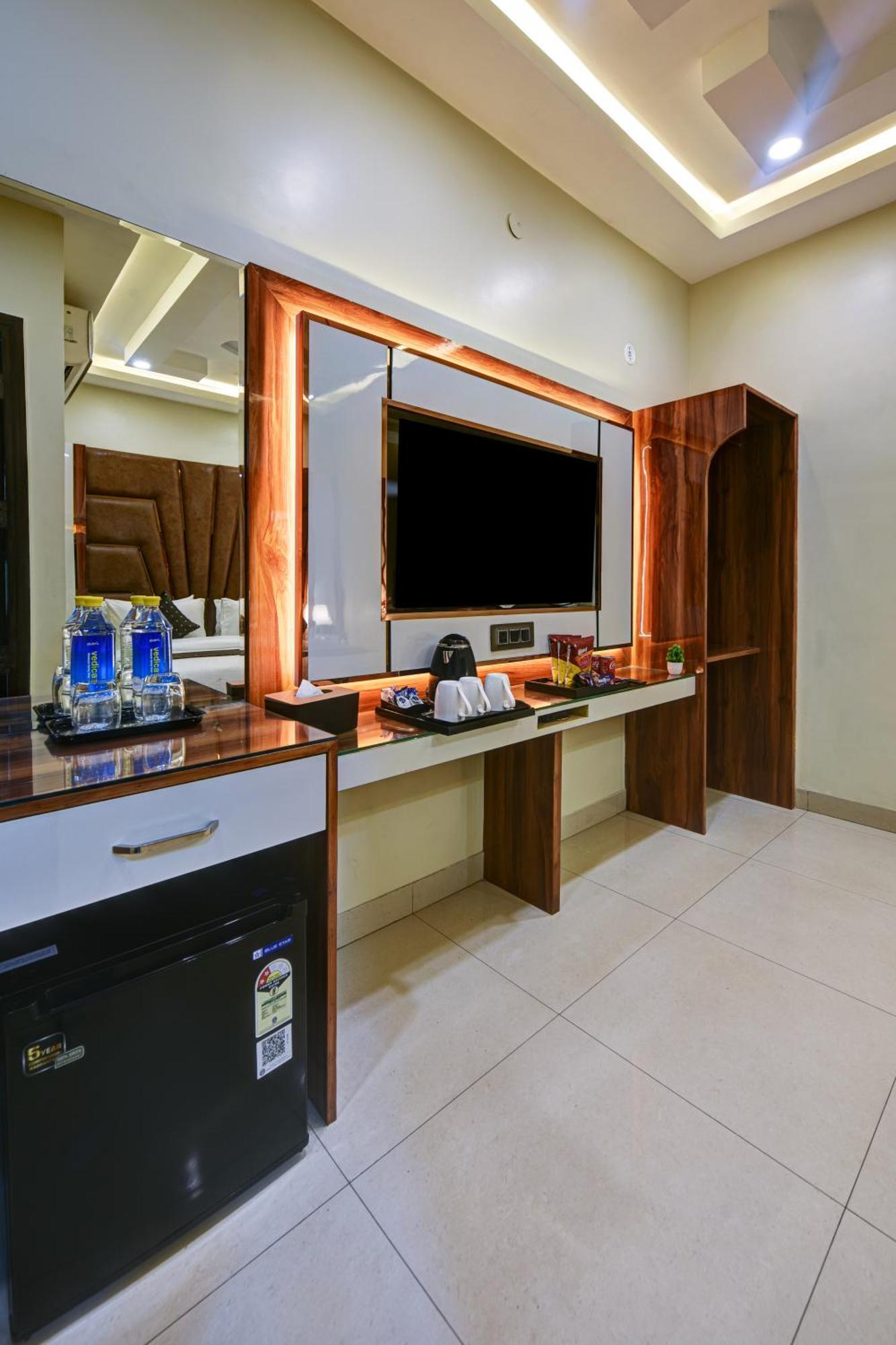 New Frontier - 2 Mins From Old Delhi Railway Station & Chandni Chowk Exteriör bild